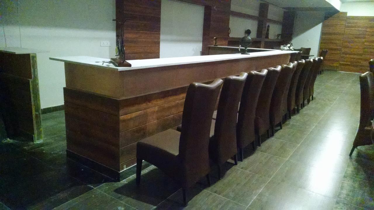 Hotel Vijay Elanza Kojambuttúr Kültér fotó