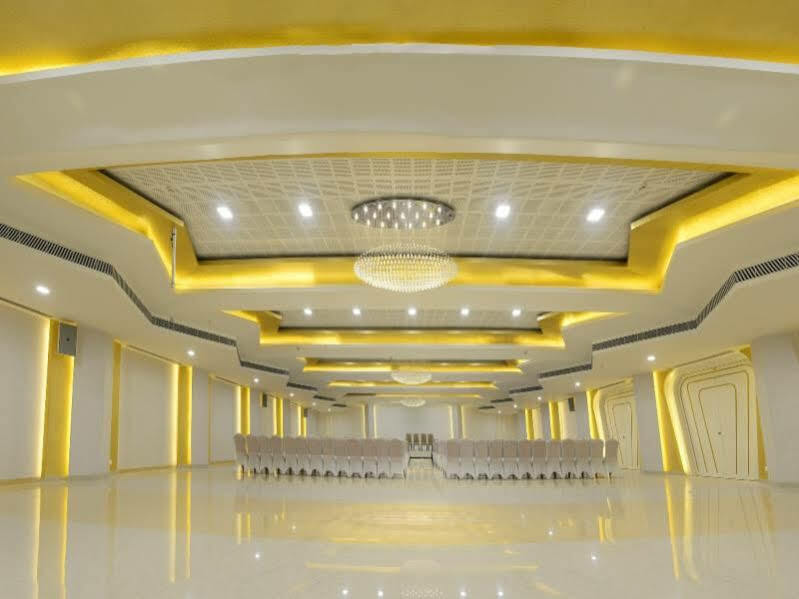 Hotel Vijay Elanza Kojambuttúr Kültér fotó